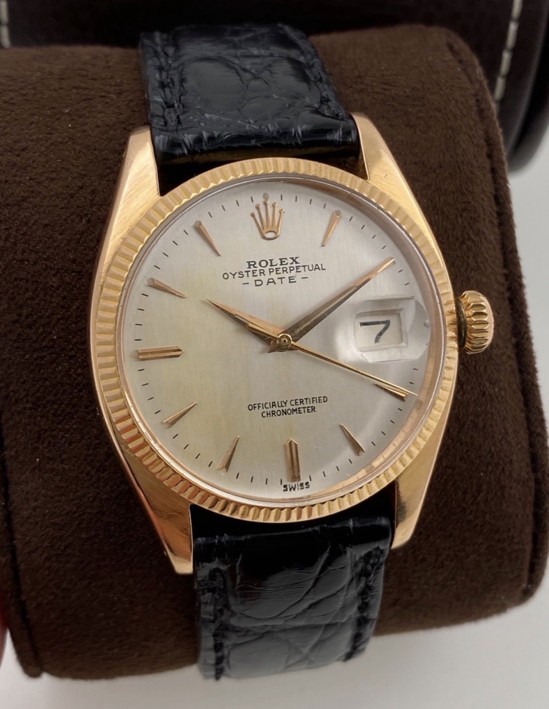 Rolex Oyster Perpetual Date (rose gold)
